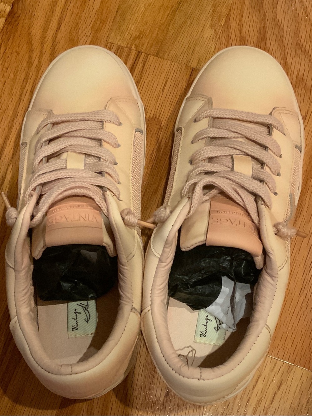 Vintage Havana Blush Pink Star Sneakers - Picture 3 of 5